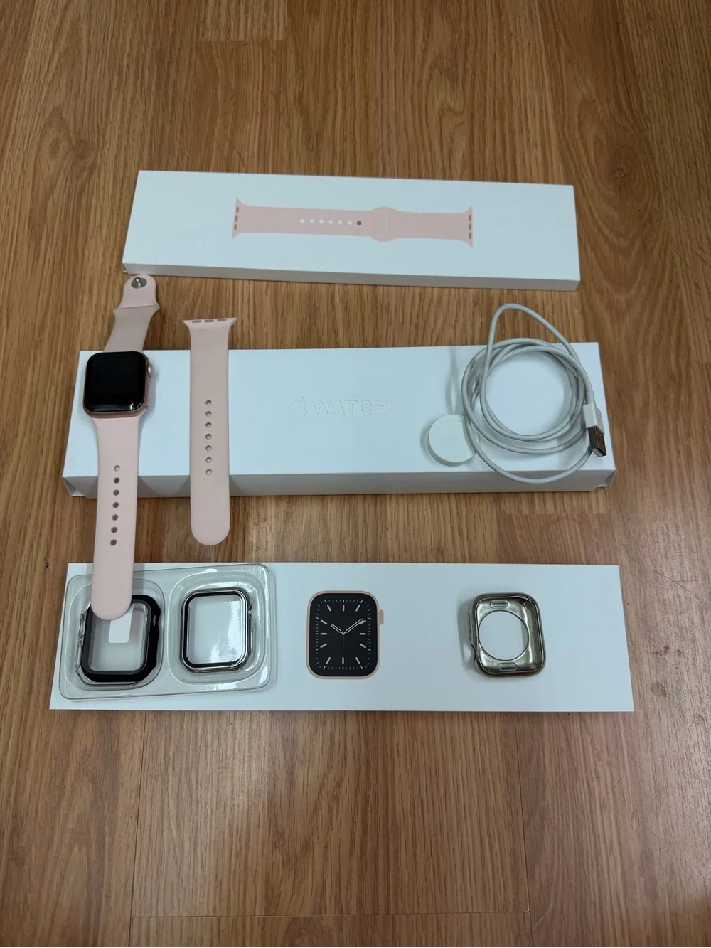 Apple Watch Series 6 - Pink Silicone Band (Pink)